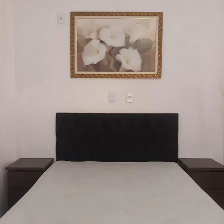 Pousada Marduk excelente localização suites simples Dispensamos hóspedes exigentes-3